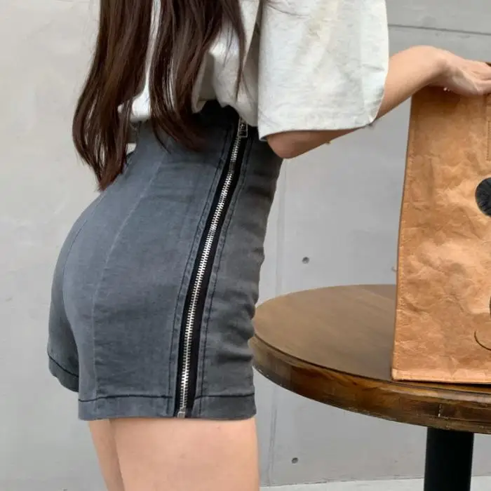 Fashionable Side Zipper Stretch Jeans for Women New High Waist Temperament All-Matching Slim Fit Straight Shorts Tide
Fashionable Side Zipper Stretch Jeans for Women New High Waist Temperament All-Matching Slim Fit Straight Shorts Tide