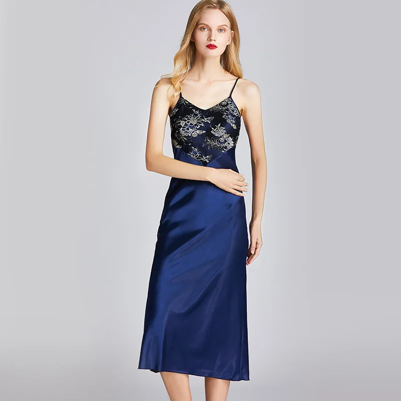 Sleepwear Women Pajama Set Night Wear Women Set Lace V-Neck Sexy Sling Embroidery Homewear Fashion Women домашнее платье
Sleepwear Women Pajama Set Night Wear Women Set Lace V-Neck Sexy Sling Embroidery Homewear Fashion Women домашнее платье
