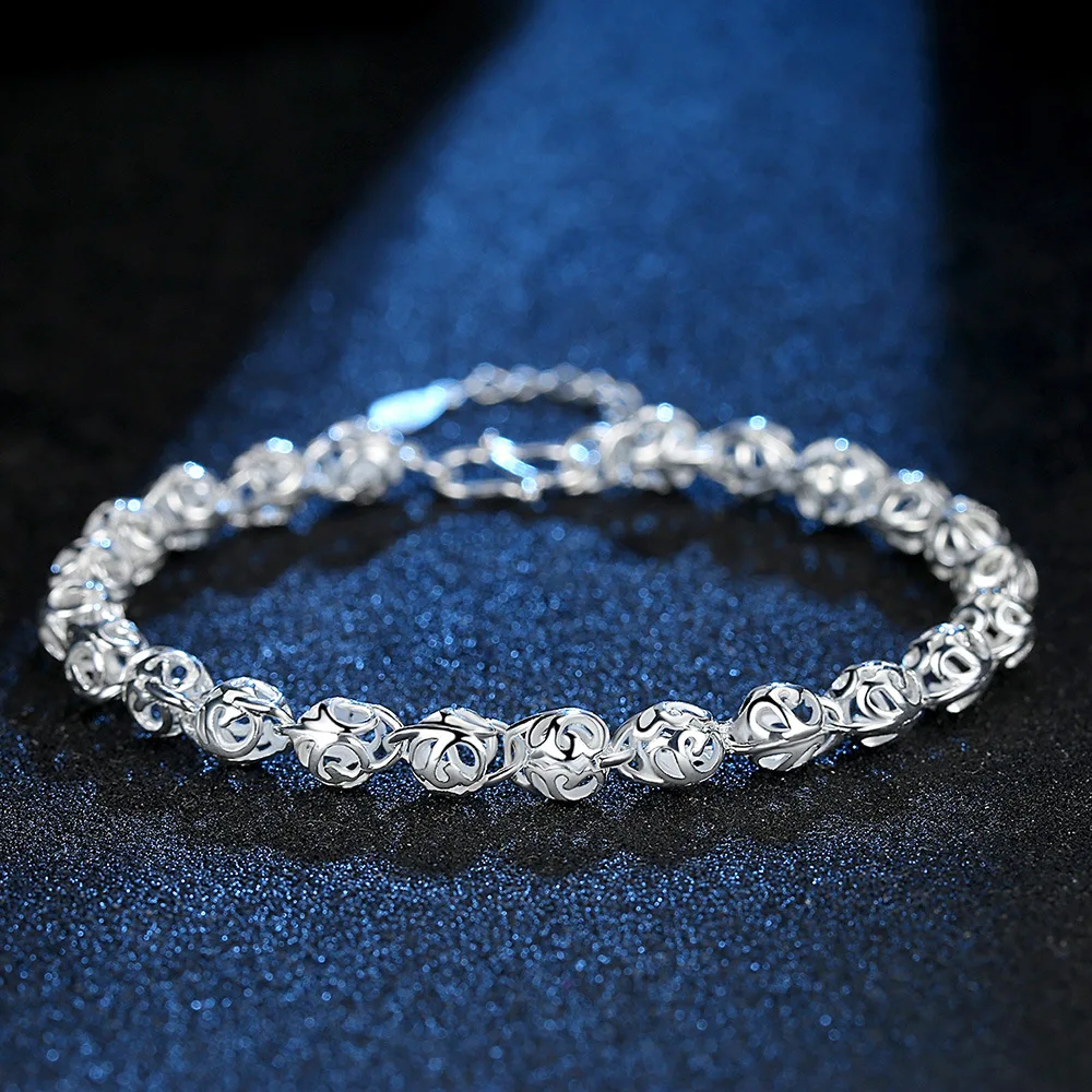 2021 New 925 Silver Hollow Ball Bracelet Open Cuff Charm Bracelets for Women Party Round Bead Jewelry
2021 New 925 Silver Hollow Ball Bracelet Open Cuff Charm Bracelets for Women Party Round Bead Jewelry