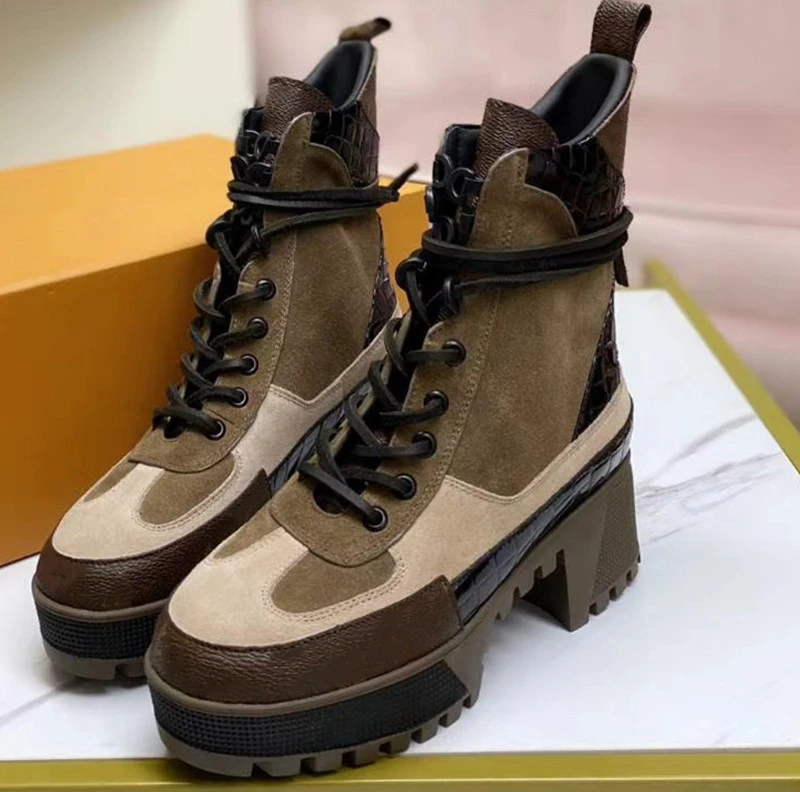 Mixed Color Boots Fashion Leather Thick Heel Luxury Women Boots High Heel Shoes Round Toe High Quality Desert Boots Riding 2021
Mixed Color Boots Fashion Leather Thick Heel Luxury Women Boots High Heel Shoes Round Toe High Quality Desert Boots Riding 2021