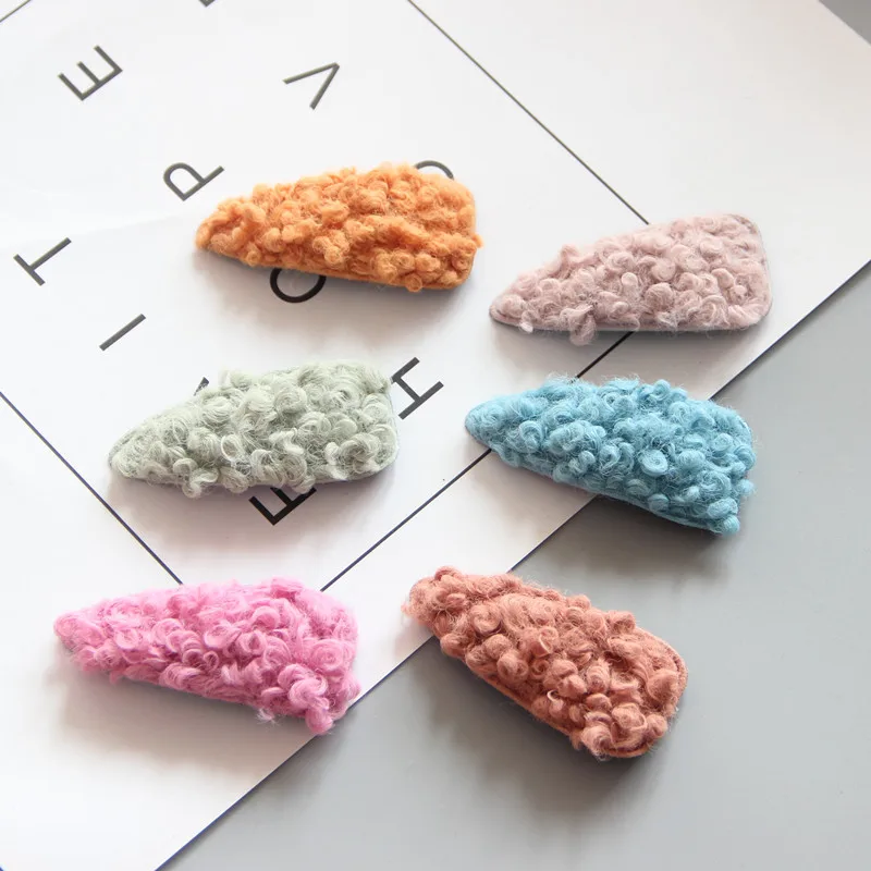 5 Colors Children Hairpins Of Cute Girl Hair clips Small And Cute Soft Plush You Ball Hair clip Children Headdress Children Hair 
5 Colors Children Hairpins Of Cute Girl Hair clips Small And Cute Soft Plush You Ball Hair clip Children Headdress Children Hair