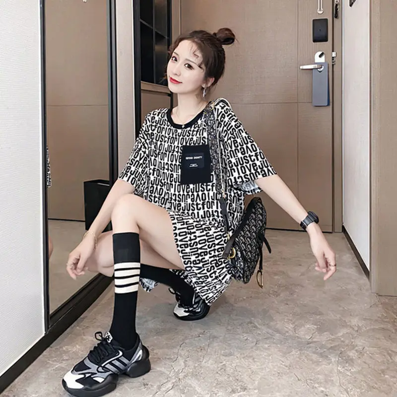 Medium and Long Printed 2021 Summer Dress Korean Style Loose T-shirt Women's Backless Top
Medium and Long Printed 2021 Summer Dress Korean Style Loose T-shirt Women's Backless Top