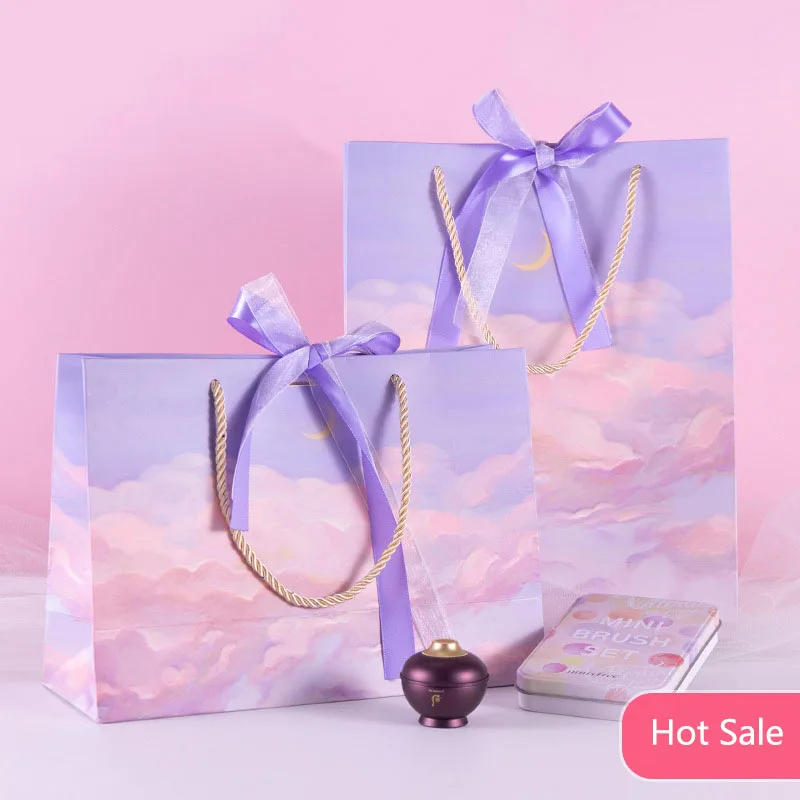 New Oil Painting Style Moon Clouds Waterproof Gift Box Christmas Gift Wrapping Paper Bag Party Girl Gift Bag Birthday Gift Bag
New Oil Painting Style Moon Clouds Waterproof Gift Box Christmas Gift Wrapping Paper Bag Party Girl Gift Bag Birthday Gift Bag