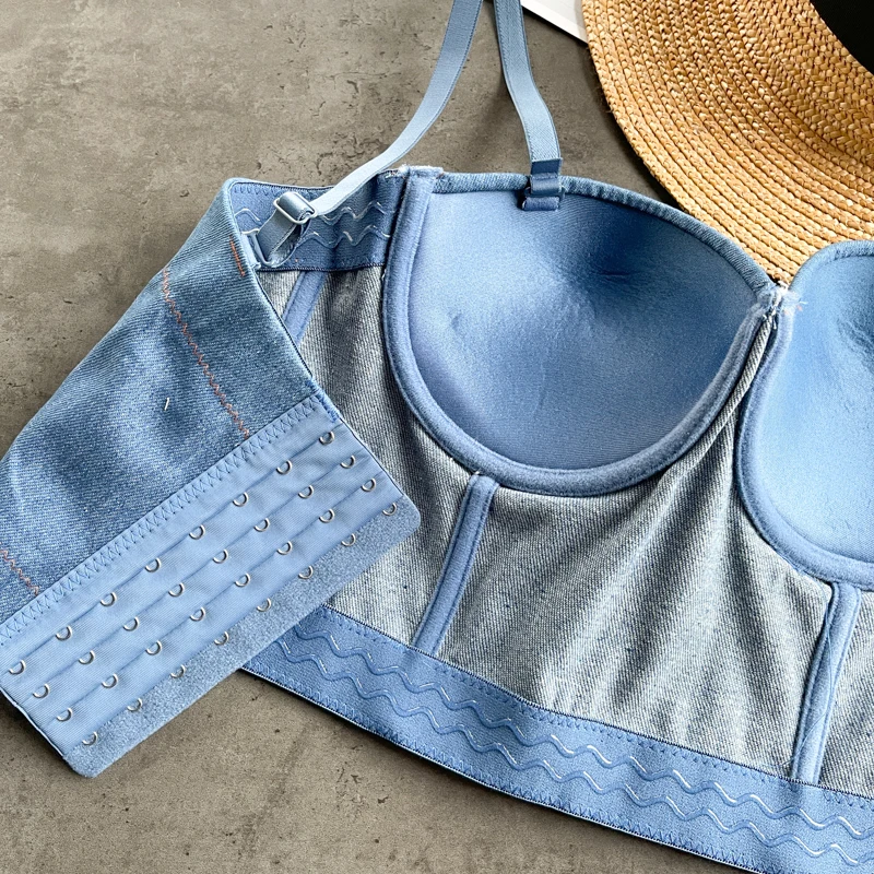 Women Retro Denim Strap Crop Tops Sexy Sleeveless Backless Bra Corset Party Y2K Tops Summer Off Shoulder Slim Camisole
Women Retro Denim Strap Crop Tops Sexy Sleeveless Backless Bra Corset Party Y2K Tops Summer Off Shoulder Slim Camisole