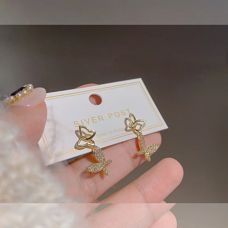 Small hollow out double butterfly earrings female Korean design feeling full of super fairy earrings temperament web celebrity m
Small hollow out double butterfly earrings female Korean design feeling full of super fairy earrings temperament web celebrity m