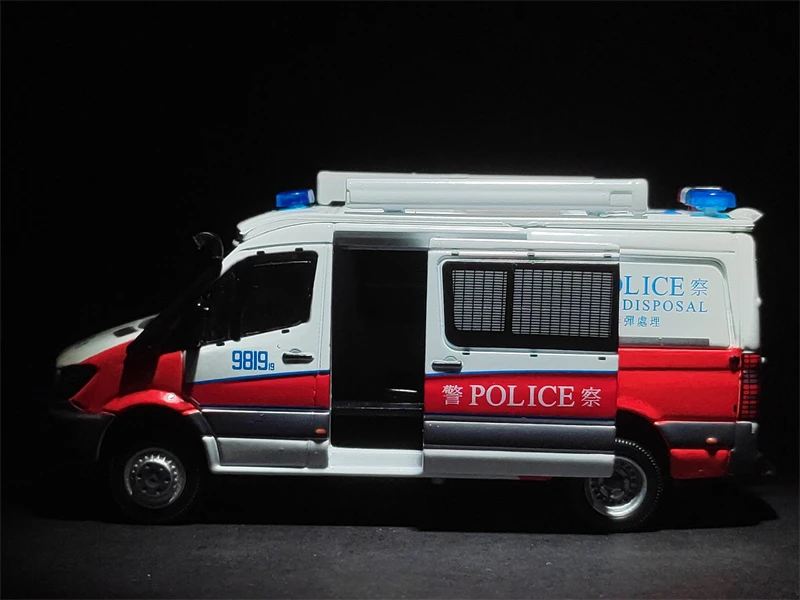 

HeyToys Tiny 1/76 132 Sprinter 4x4 AM9819 HongKong Police EOD DieCast Model Car Collection Limited