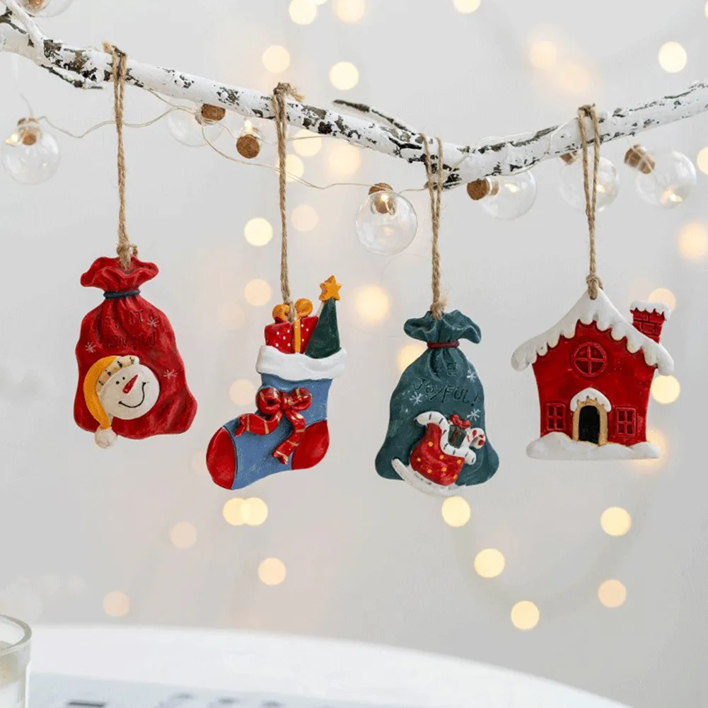 2pcs Christmas Resin Hanging Ornaments Xmas Tree Hanging Decor Mini Santa Pendants Home Living Room Tree Decoration 2022
2pcs Christmas Resin Hanging Ornaments Xmas Tree Hanging Decor Mini Santa Pendants Home Living Room Tree Decoration 2022