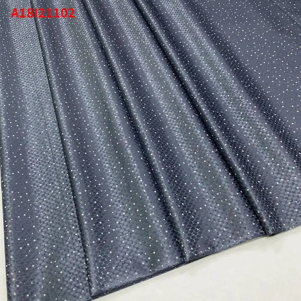 New Arrival African Bazin Riche High Quality Material Jacquard Guinea Brocade Textile Fabric A18I21102
New Arrival African Bazin Riche High Quality Material Jacquard Guinea Brocade Textile Fabric A18I21102