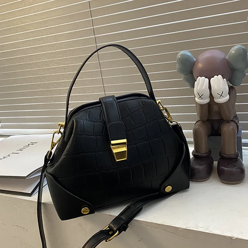 Retro Brand Stone Pattern Leather Luxury Handbags Women Bags Designer Handbags High Quality Ladies Shoulder Hand Bags For Women
Retro Brand Stone Pattern Leather Luxury Handbags Women Bags Designer Handbags High Quality Ladies Shoulder Hand Bags For Women
