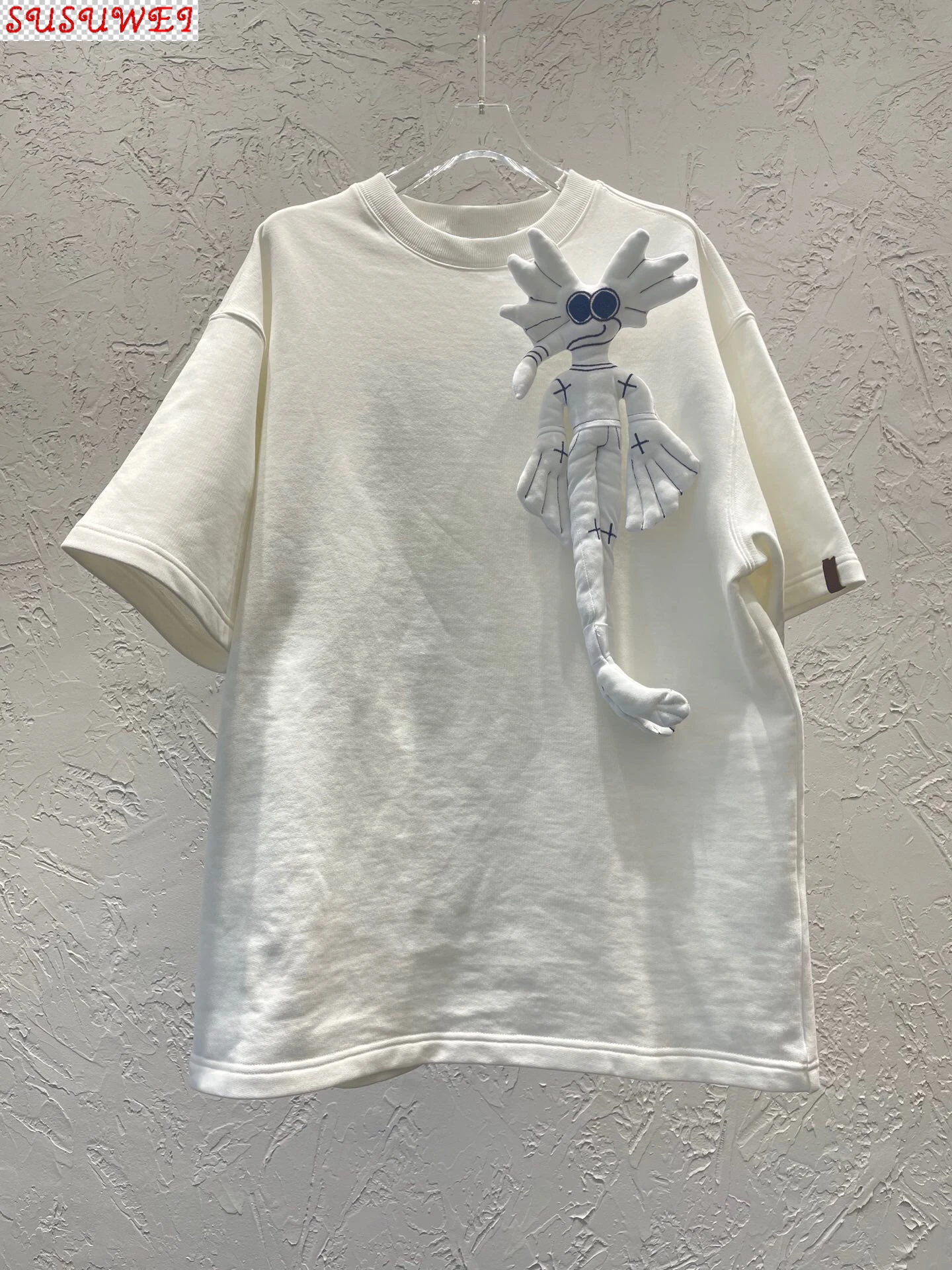 2021 Summer Luxury Collection Ready to Wear 100% Cotton Premium Quality Street Style T-shirt 
2021 Summer Luxury Collection Ready to Wear 100% Cotton Premium Quality Street Style T-shirt