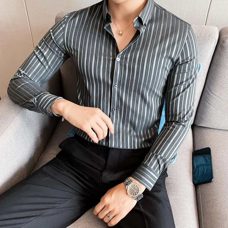 GZDEERAX Autumn Stripe Men's Shirts Luxury Long Sleeve Young Man Casual Male Shirts Fashion Slim Fit Party Man Shirts 4XL
GZDEERAX Autumn Stripe Men's Shirts Luxury Long Sleeve Young Man Casual Male Shirts Fashion Slim Fit Party Man Shirts 4XL