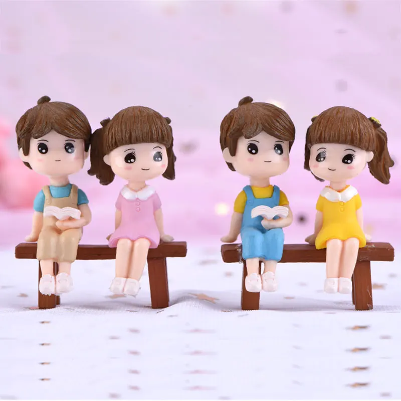 2pcs/Set Boy Girl Figurines Lovers Couple Miniature Landscape Chair Figurines Garden Decor Sweety Resin Crafts Home Decoration
2pcs/Set Boy Girl Figurines Lovers Couple Miniature Landscape Chair Figurines Garden Decor Sweety Resin Crafts Home Decoration
