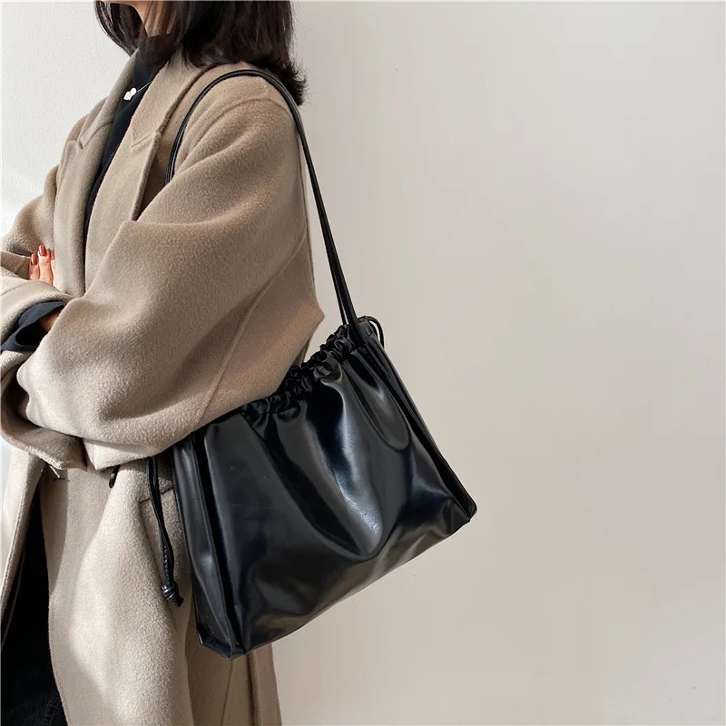Soft PU Leather Women Purple Underarm Bag Retro Solid Color Ladies Baguette Handbags Fashion Design Girls Small Shoulder Bags
Soft PU Leather Women Purple Underarm Bag Retro Solid Color Ladies Baguette Handbags Fashion Design Girls Small Shoulder Bags
