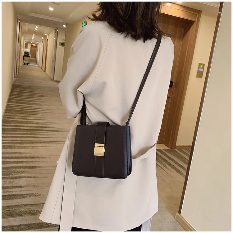 New Women's Bag New Chain Shoulder Bag Cross-Body Small Bag Korean Sequined Women's Small Square Bag Women Bucket Bag