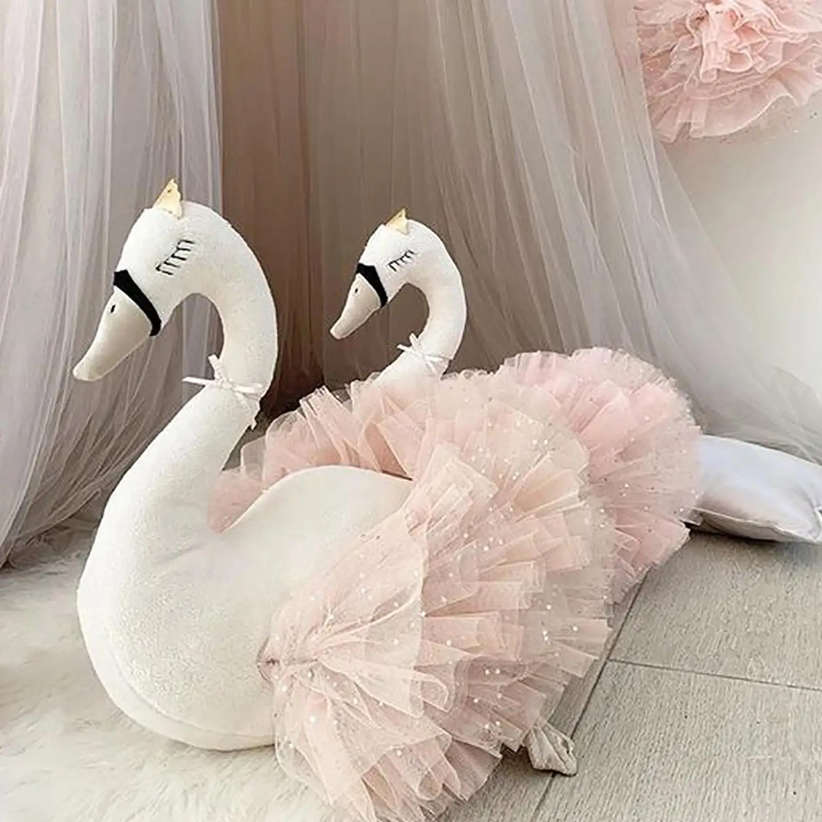 Cute 3D Gooses Duck Soft Stuffed Doll Animal Plush Swan Toy Kids Bedroom Accessories Girl Birthday Gift Wedding Decor Ornaments
Cute 3D Gooses Duck Soft Stuffed Doll Animal Plush Swan Toy Kids Bedroom Accessories Girl Birthday Gift Wedding Decor Ornaments