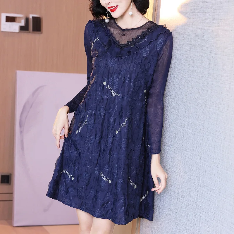 Women's Dress Plus Size 2020 Autumn Winter French Stle High-End Embroidered Round Neck Long Sleeved Loose A-Line Short Clothes
Women's Dress Plus Size 2020 Autumn Winter French Stle High-End Embroidered Round Neck Long Sleeved Loose A-Line Short Clothes