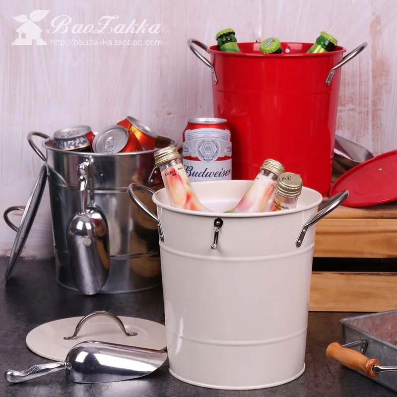 Lightweight Portable tinplate ice bucket environmentally friendly material ice bucket with ice shovel adhesive hook design Party
Lightweight Portable tinplate ice bucket environmentally friendly material ice bucket with ice shovel adhesive hook design Party