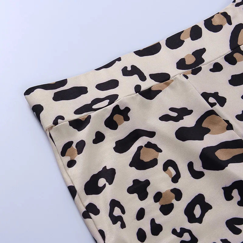 High Street Women's Two Piece Set Sexy Leopard Print Autumn Streetwear Bodycon Turtleneck Long Sleeve Top and Hip Tights Suit 
High Street Women's Two Piece Set Sexy Leopard Print Autumn Streetwear Bodycon Turtleneck Long Sleeve Top and Hip Tights Suit