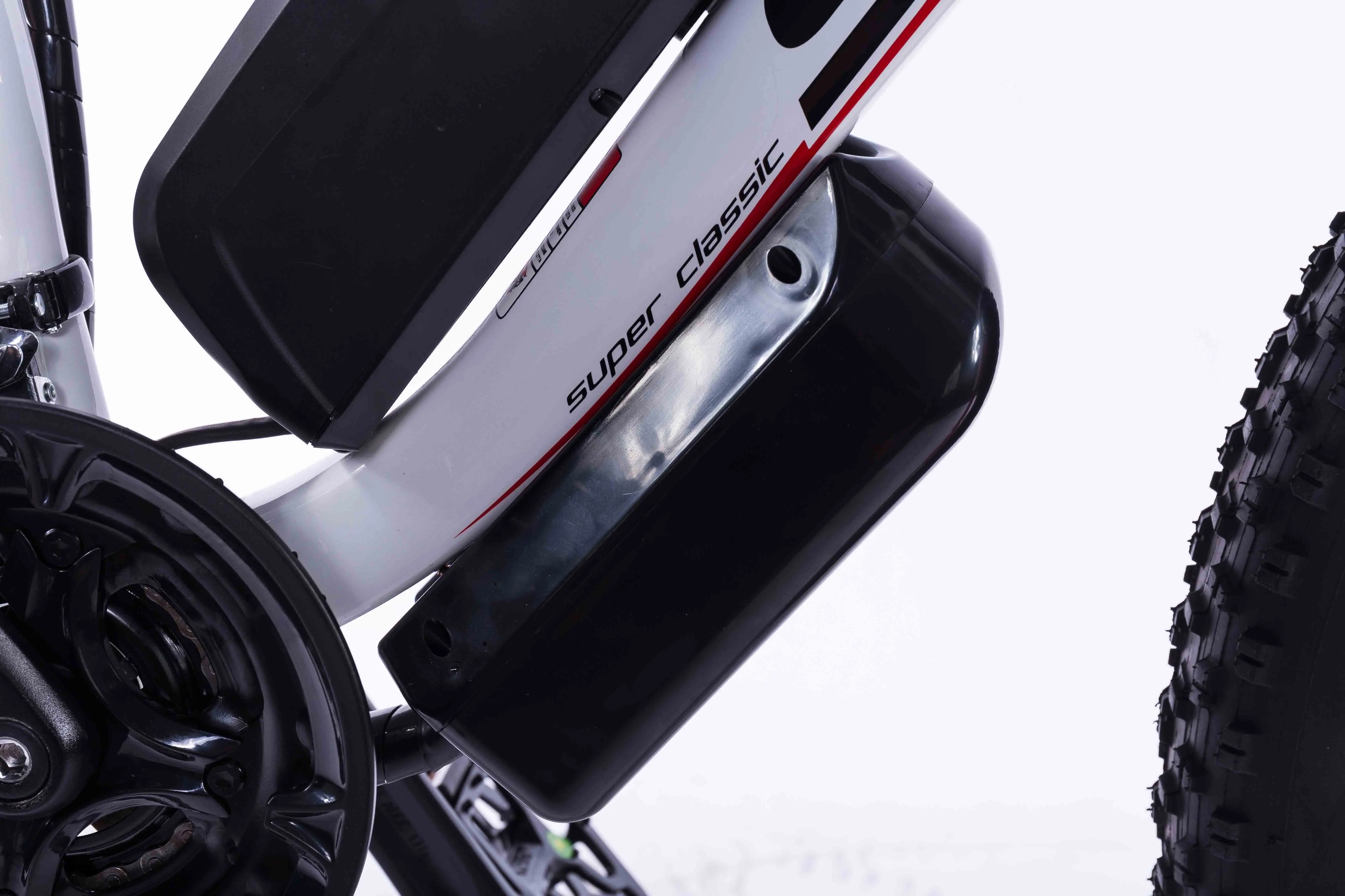 1000W High Power Ebikes with 48V 13Ah Bafang Battery Fashion Electric Snow Bicycles Fat Tire Bikes for Adults and Teenagers 
1000W High Power Ebikes with 48V 13Ah Bafang Battery Fashion Electric Snow Bicycles Fat Tire Bikes for Adults and Teenagers