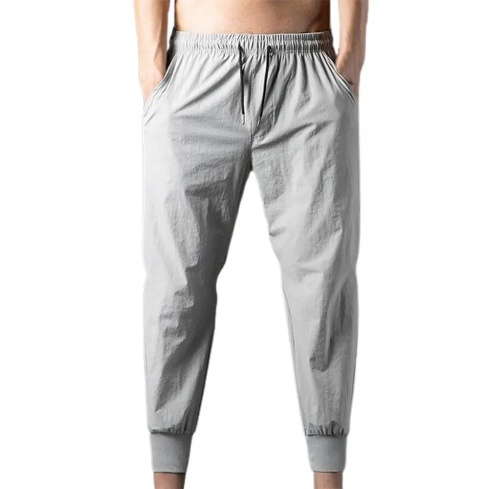 Men's Casual Pants Solid Color Straight Men Pants Ankle-Length Elastic Waist Ankle Banded Oversize Pants Sweatpants Streetwear
Men's Casual Pants Solid Color Straight Men Pants Ankle-Length Elastic Waist Ankle Banded Oversize Pants Sweatpants Streetwear