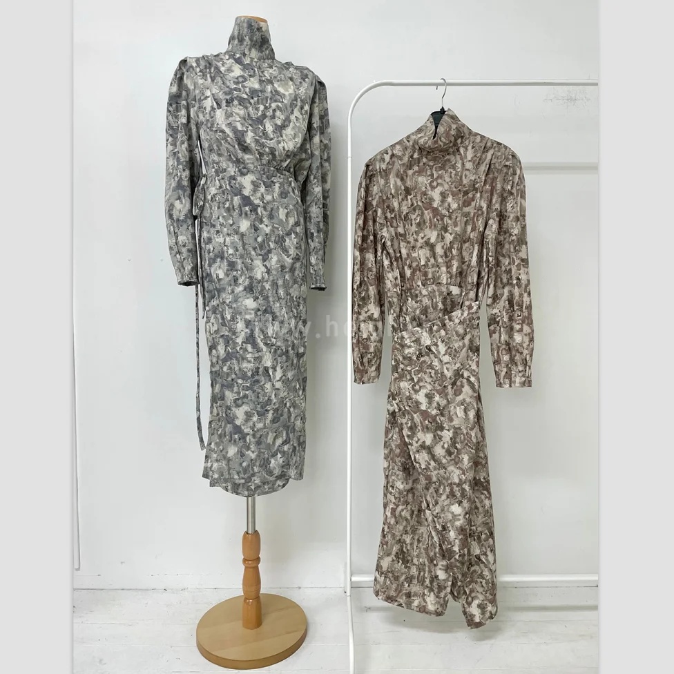 Korean Chic Elegant Retro Temperament Western Style Blooming Flower in Ink One-Piece Lace-up Waist Stand Collar Dress for Women
Korean Chic Elegant Retro Temperament Western Style Blooming Flower in Ink One-Piece Lace-up Waist Stand Collar Dress for Women