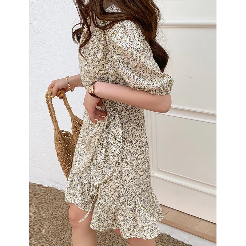 Yg brand women's 2021 summer new fashion floral lace gathered waist Ruffle Dress
Yg brand women's 2021 summer new fashion floral lace gathered waist Ruffle Dress