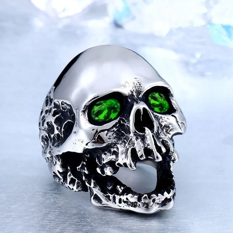 New Exaggerated Skull Head Men's Ring Bohemian Crystal Inlaid Skull Ring Crystal Ring Accessories Party Jewelry
New Exaggerated Skull Head Men's Ring Bohemian Crystal Inlaid Skull Ring Crystal Ring Accessories Party Jewelry