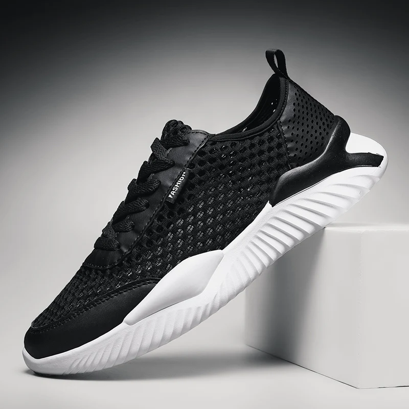 Summer hollow mesh shoes youth ultra-thin sports Korean version of the trend of running casual all-match men's shoes
Summer hollow mesh shoes youth ultra-thin sports Korean version of the trend of running casual all-match men's shoes