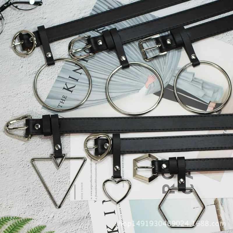 Women Waist Belt Lovely Women's Big Ring Decorated Belts Female Hot Newest Design Fashion Gold Pin Buckle Solid PU Leather Strap 
Women Waist Belt Lovely Women's Big Ring Decorated Belts Female Hot Newest Design Fashion Gold Pin Buckle Solid PU Leather Strap