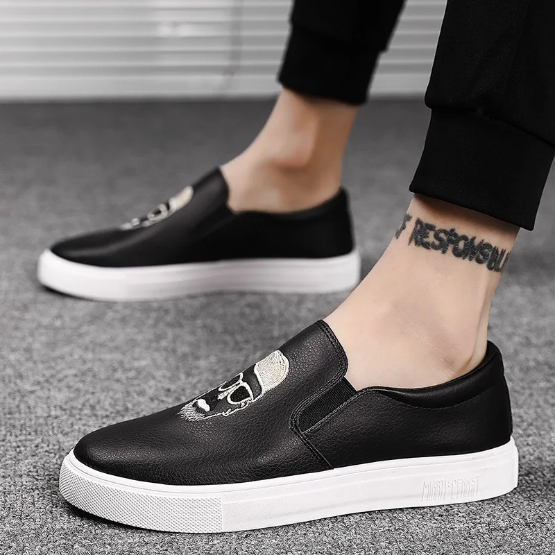 Beard male graffiti hand-painted set of foot men's shoes summer new round head classic wild breathable lazy shoes loafers men
Beard male graffiti hand-painted set of foot men's shoes summer new round head classic wild breathable lazy shoes loafers men