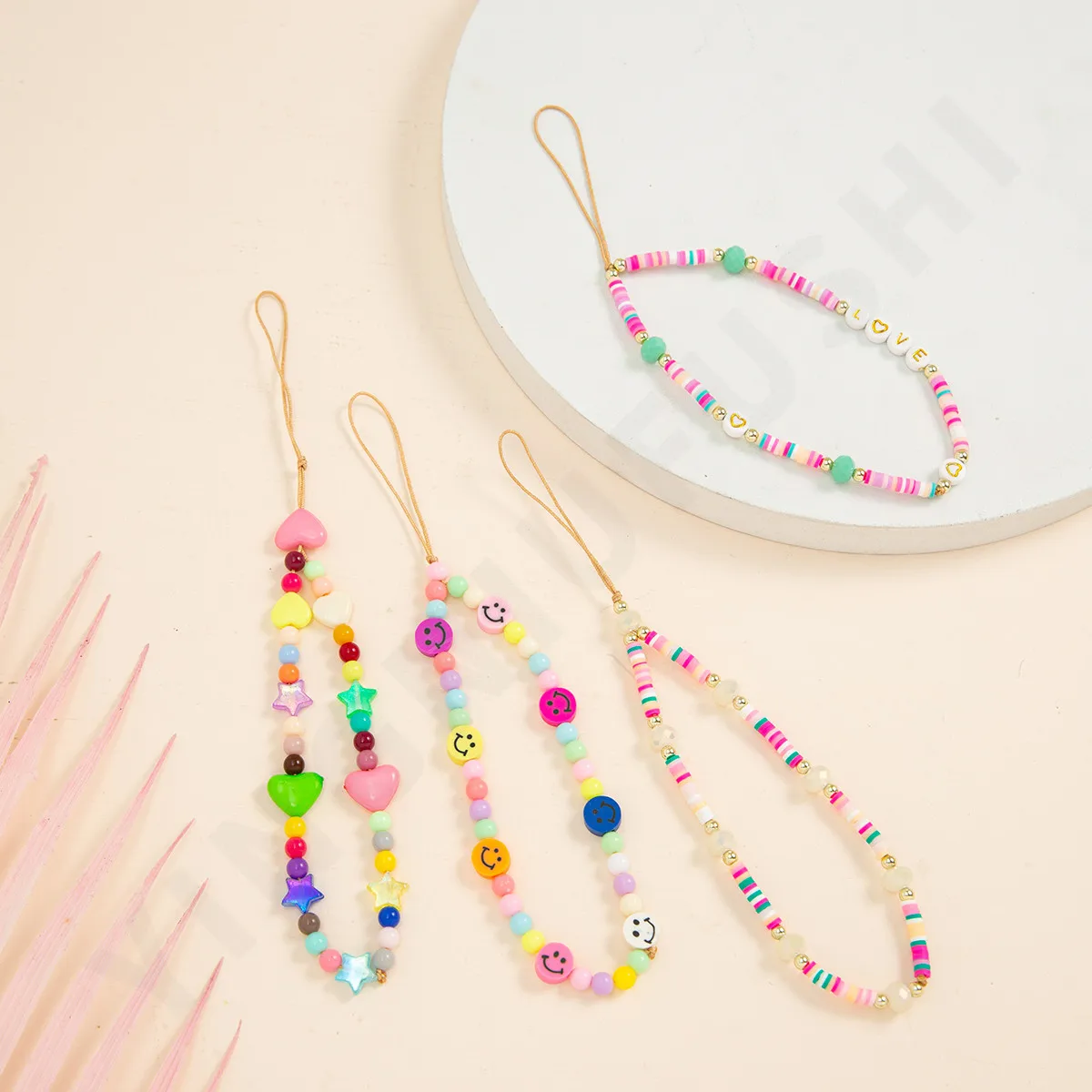 2022 New Disc Beads Crystal Mobile Phone Lanyard Smile Heart Anti -loss Wristband Fashion Leisure Cell Mobile Phone Chains
2022 New Disc Beads Crystal Mobile Phone Lanyard Smile Heart Anti -loss Wristband Fashion Leisure Cell Mobile Phone Chains