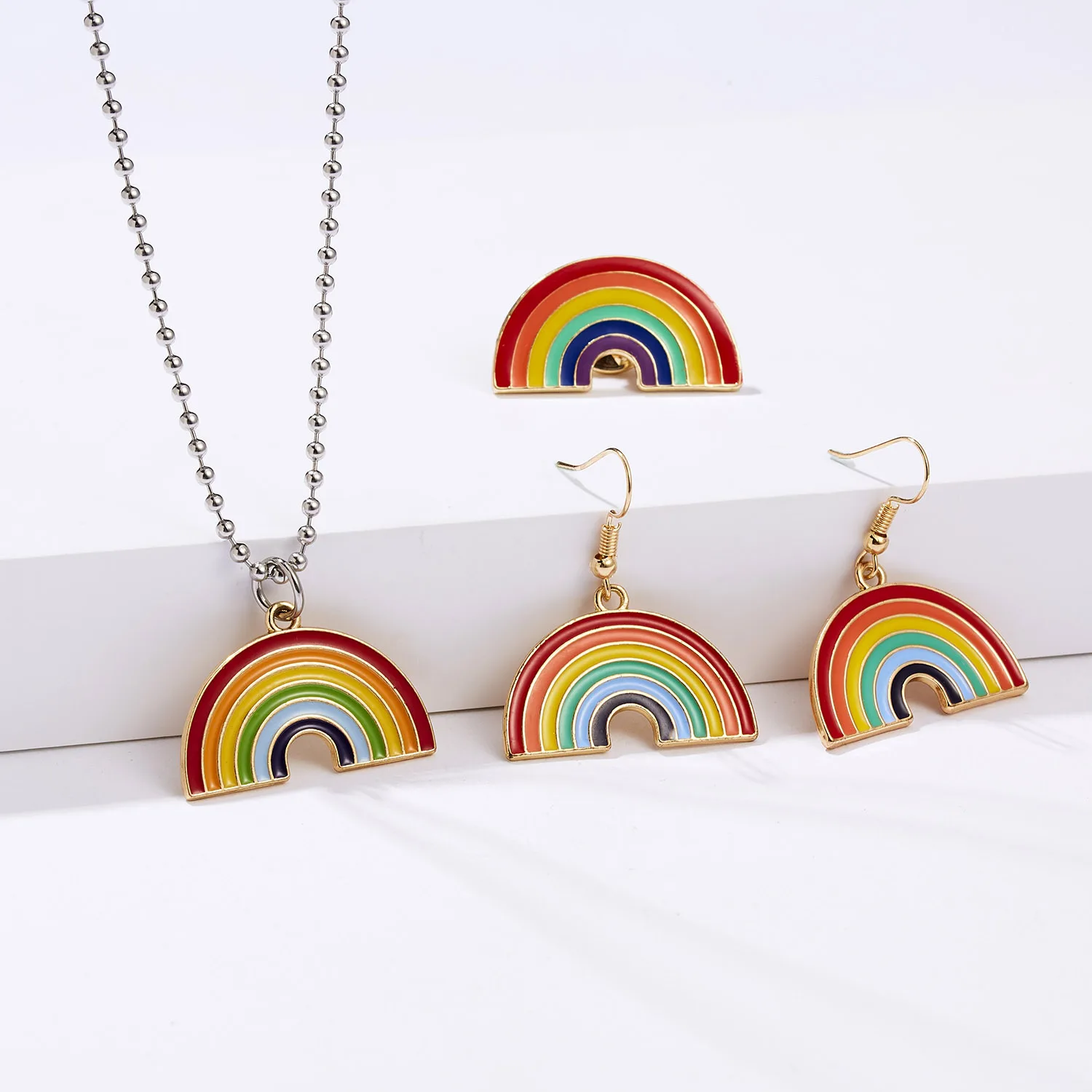 Fashion New Set Ladies Creative Rainbow Dripping Oil Small Brooch Pendant Necklace Sweater Chain Earrings Jewelry Gift
Fashion New Set Ladies Creative Rainbow Dripping Oil Small Brooch Pendant Necklace Sweater Chain Earrings Jewelry Gift