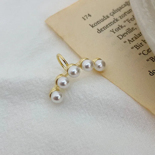 Small Simple Creative Beads Pearl Clip Earrings For Women Korean Fashion Ladies Charms No Piercing Ear Jewelry Gift
Small Simple Creative Beads Pearl Clip Earrings For Women Korean Fashion Ladies Charms No Piercing Ear Jewelry Gift