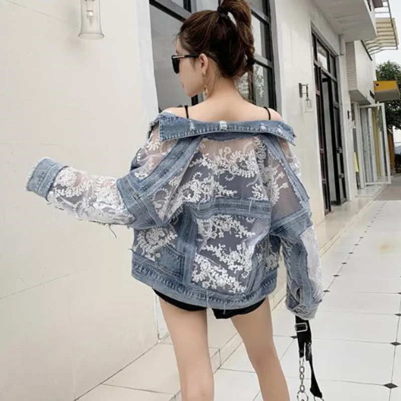 Женская джинсовая куртка с цветочной вышивкой, свободная тонкая джинсовая куртка с длинным рукавом, корейский стиль, весна-лето 2021
Женская джинсовая куртка с цветочной вышивкой, свободная тонкая джинсовая куртка с длинным рукавом, корейский стиль, весна-лето 2021