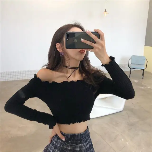Autumn new fashion temperament one line collar off shoulder short open navel slim long sleeve T-shirt
Autumn new fashion temperament one line collar off shoulder short open navel slim long sleeve T-shirt