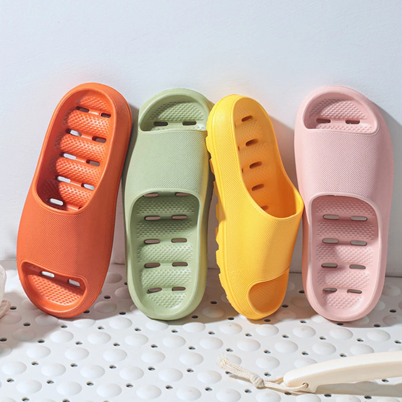 Summer Indoor Bathroom Women Slippers Hollow Out Holes Lightweight Anti-slip Lovers Indoor Shoes Soft Thick Sole EVA Men Slides
Summer Indoor Bathroom Women Slippers Hollow Out Holes Lightweight Anti-slip Lovers Indoor Shoes Soft Thick Sole EVA Men Slides