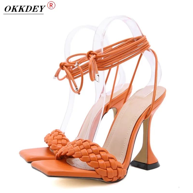 OKKDEY2020 European and American Style Woven Roman Lace High Heels Square Toe Wine Glass with Solid Color Ladies Sandals
OKKDEY2020 European and American Style Woven Roman Lace High Heels Square Toe Wine Glass with Solid Color Ladies Sandals