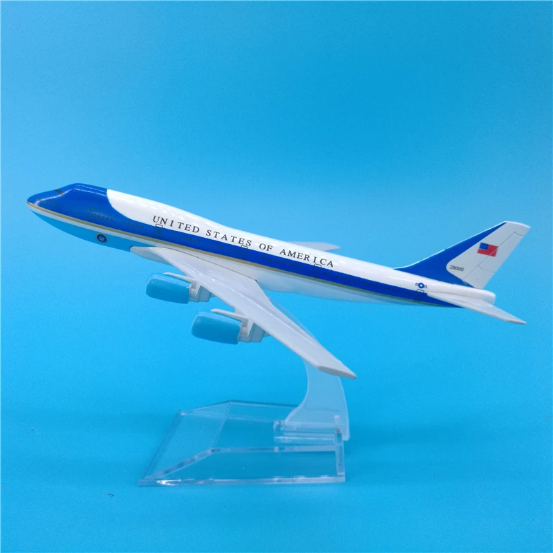16cm Airplane Model Boeing 747 United States of America The President's Plane Air Force One Metal Diecast Alloy Plane
16cm Airplane Model Boeing 747 United States of America The President's Plane Air Force One Metal Diecast Alloy Plane