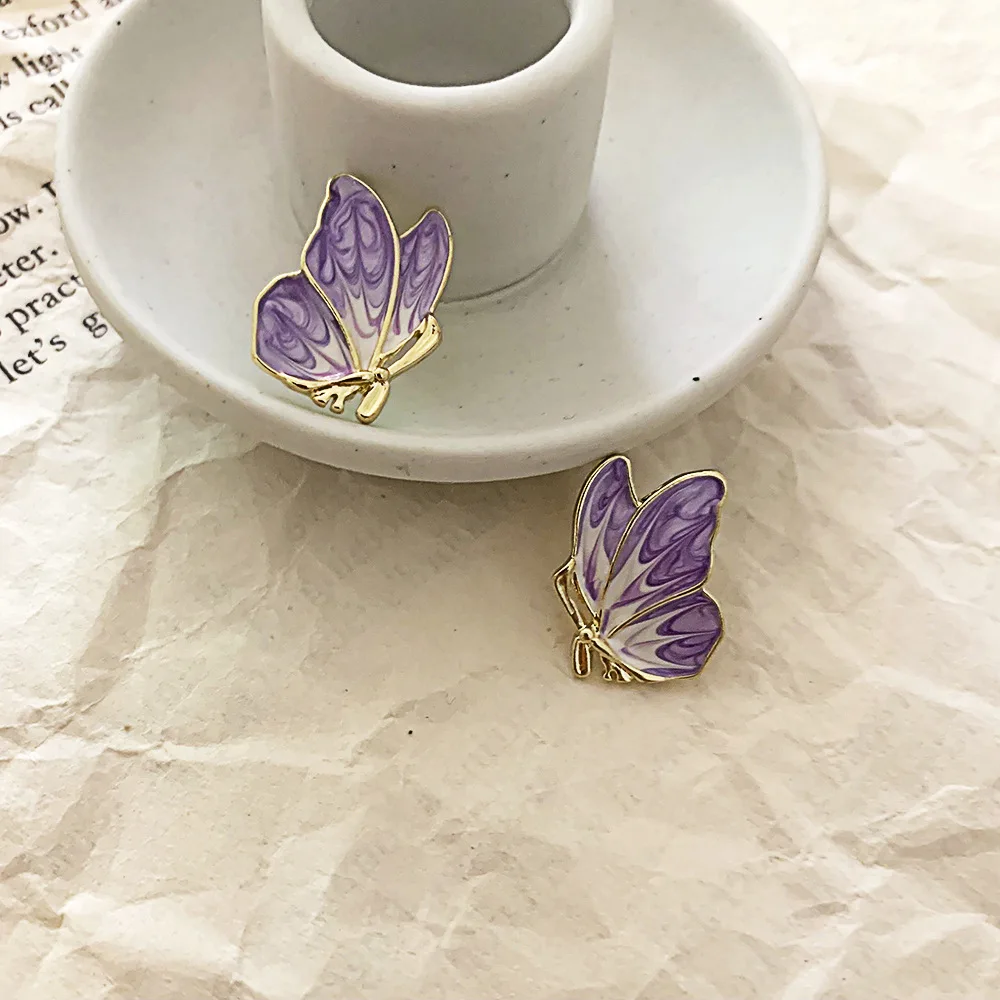 100pcs / lot retro court style retro spirit oil painting purple butterfly super fairy earrings pin stud girl
100pcs / lot retro court style retro spirit oil painting purple butterfly super fairy earrings pin stud girl