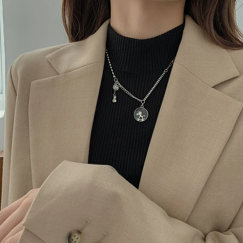 Little Horse Coin Pendant Necklace Winter Stackable Simple Design Personality Fashion Sweater Chains Women Jewelry Wholesale
Little Horse Coin Pendant Necklace Winter Stackable Simple Design Personality Fashion Sweater Chains Women Jewelry Wholesale