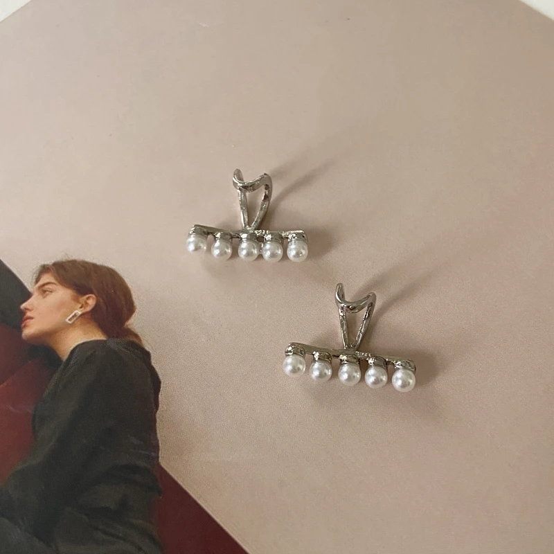 New Trendy Metal Ear Cuff Earclip for Women No Pierced Pearl Geometric Small Earcuff Ear Wrap Earcuff Clips Jewelry
New Trendy Metal Ear Cuff Earclip for Women No Pierced Pearl Geometric Small Earcuff Ear Wrap Earcuff Clips Jewelry