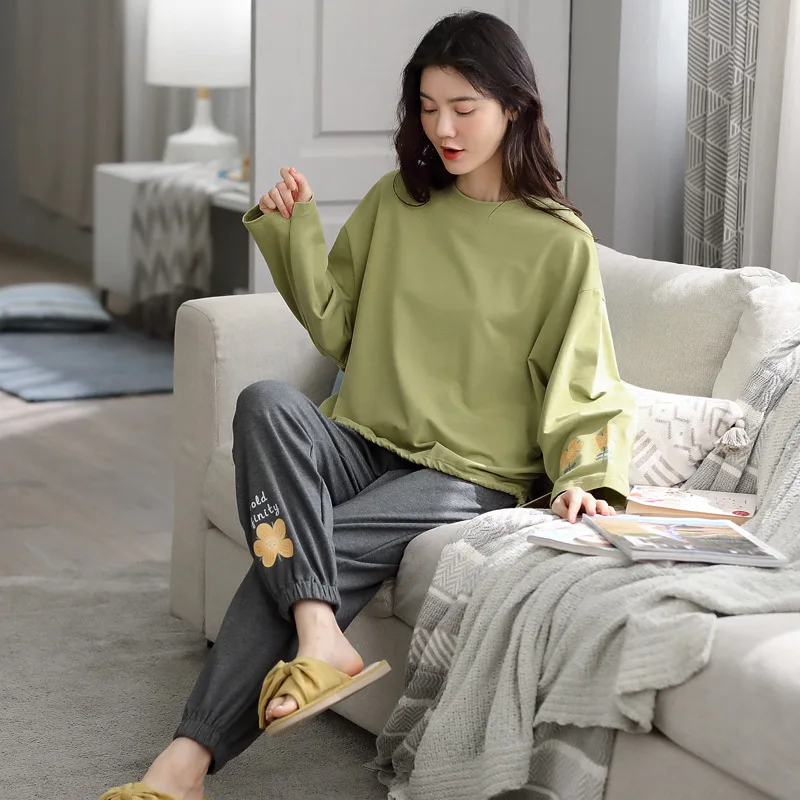 New Fashion Leisure Pajamas Suits 2PCs 100% Cotton Female Spring Autumn Enjoy The Lazy Time Can Be Worn Outside
New Fashion Leisure Pajamas Suits 2PCs 100% Cotton Female Spring Autumn Enjoy The Lazy Time Can Be Worn Outside