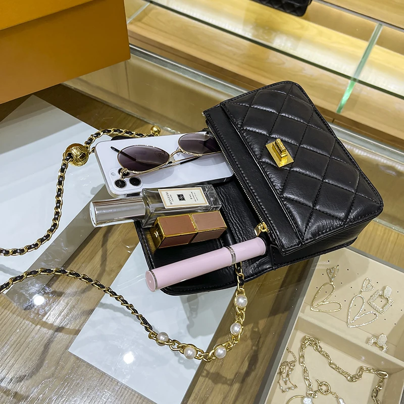 luxury brand Noweiqu simple small square bag women's designer high quality real leather chain mobile phone shoulder handbags
luxury brand Noweiqu simple small square bag women's designer high quality real leather chain mobile phone shoulder handbags