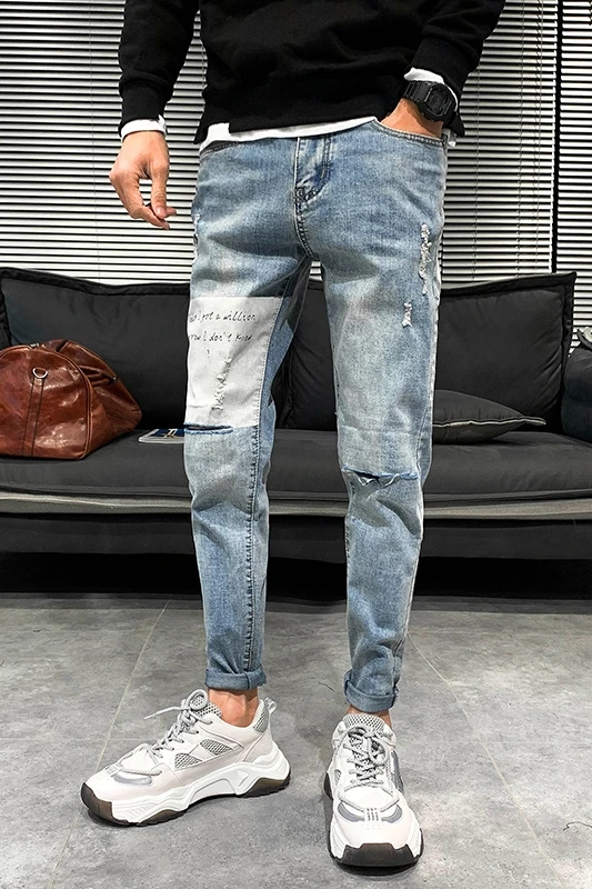 2020 social boy Korean version of slim-cut men's jeans four seasons new printed letter pattern feet fashion casual pants
2020 social boy Korean version of slim-cut men's jeans four seasons new printed letter pattern feet fashion casual pants