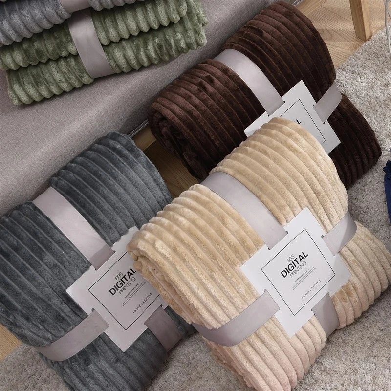 Soft microfiber blanket for beds winter thick fleece blanket sofa cover home decor warm small size pet blanket Christmas present
Soft microfiber blanket for beds winter thick fleece blanket sofa cover home decor warm small size pet blanket Christmas present