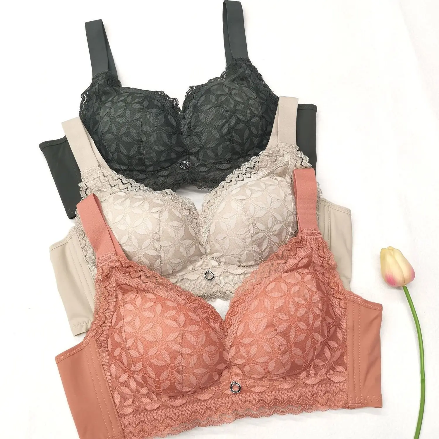 Fashion Women Sexy Underwear Push Up Adjusted Breathable Bra 5/8 Cup Comfortable Lingerie Bralette Wire Free Lace Brassiere
Fashion Women Sexy Underwear Push Up Adjusted Breathable Bra 5/8 Cup Comfortable Lingerie Bralette Wire Free Lace Brassiere