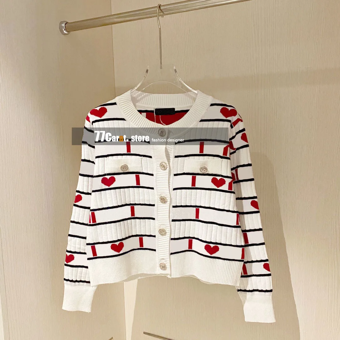 fashion womens sweaters 2021 autumn cardigan casual clothes letter striped jacquard designer knitted sweater jumper cardigans
fashion womens sweaters 2021 autumn cardigan casual clothes letter striped jacquard designer knitted sweater jumper cardigans