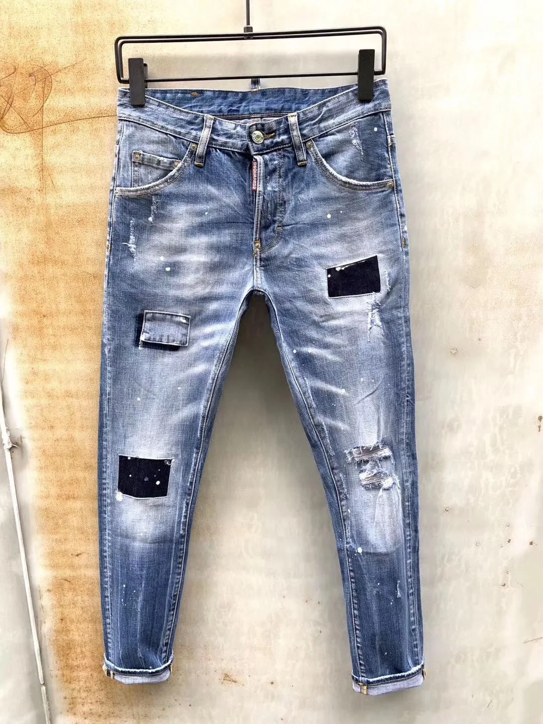 Оригинальные Классические мужские и женские джинсы, оригинальные, DSQUARED2, ретро, итальянский бренд, мужские джинсы, локомотивы, джинсы для бе...
Оригинальные Классические мужские и женские джинсы, оригинальные, DSQUARED2, ретро, итальянский бренд, мужские джинсы, локомотивы, джинсы для бе...