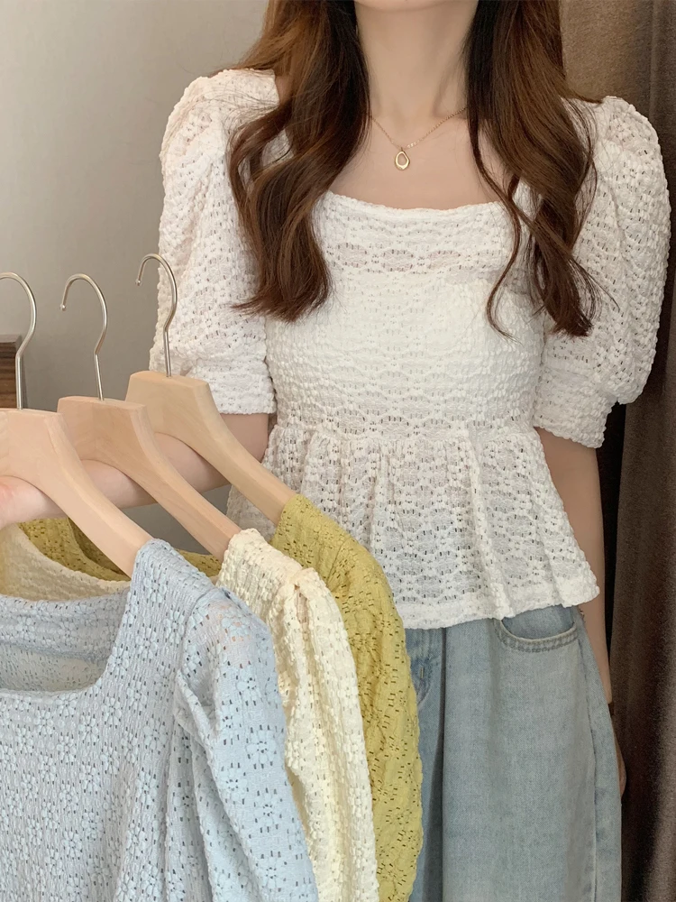 2021 new sweet square collar shirt female summer design French style puff sleeve short top
2021 new sweet square collar shirt female summer design French style puff sleeve short top