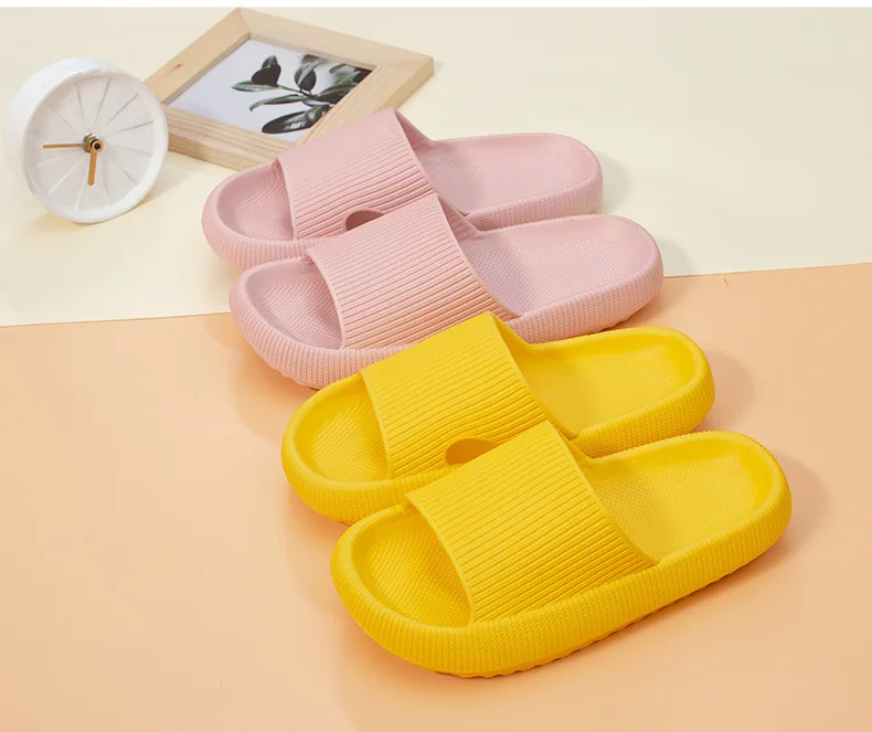 Spot Home Solid Color Street Trend Slippers Wholesale Thick-Soled Slippers Couple Fashion Non-Slip Bathroom Slides
Spot Home Solid Color Street Trend Slippers Wholesale Thick-Soled Slippers Couple Fashion Non-Slip Bathroom Slides